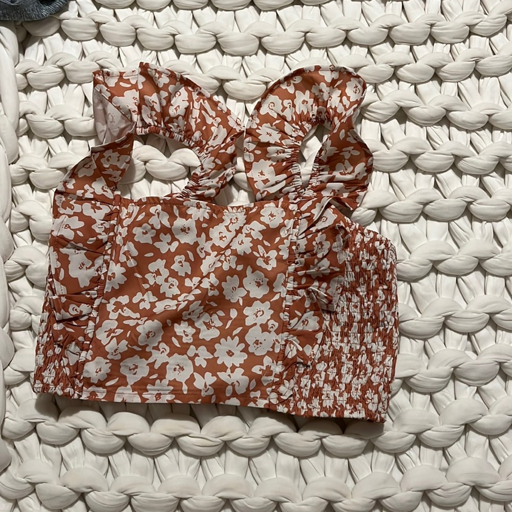 Cute crop top